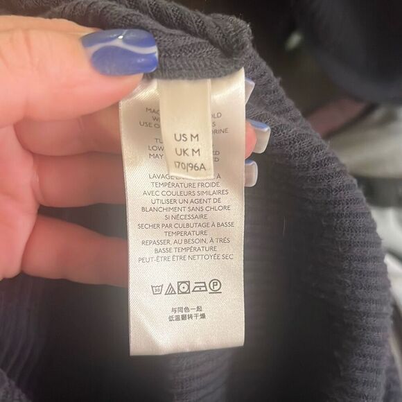 ✨Free People Women's Marley Navy Sz Medium Top✨ - Picture 11 of 12